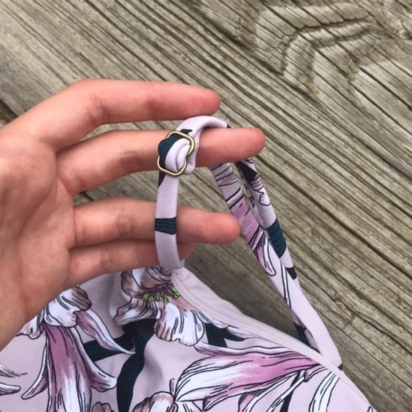 Pale Purple Floral Print O'Neill Darlene Ruffle Triangle Bikini Top - Picture 15 of 16